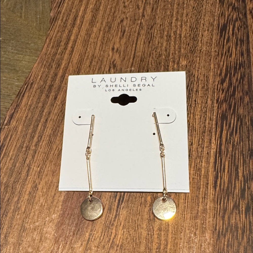 Laundry by Shelli Segal Gold Bar Drop Earrings (BR-888/3) - Picture 3 of 5